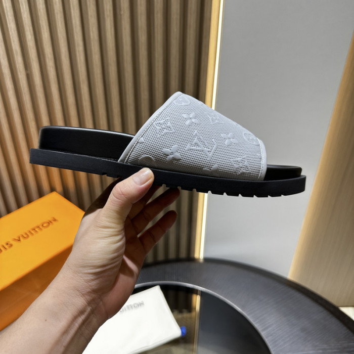 L&V sandal 192