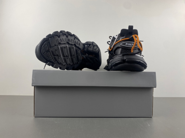 Balenciaga track WTRHK 1000