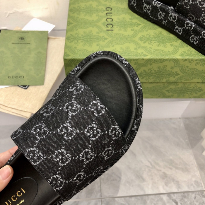 Gucc* Sandal145