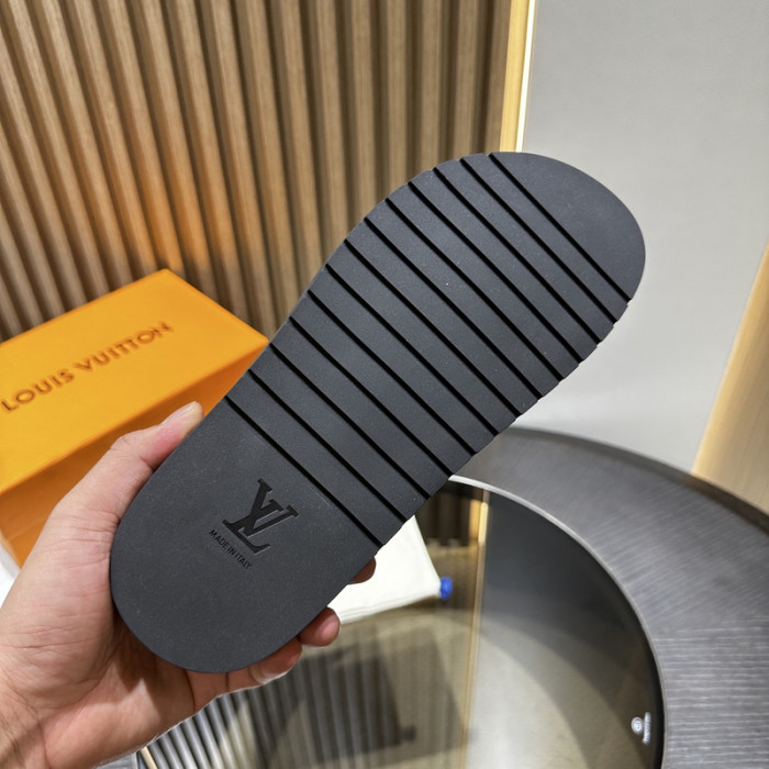 L&V sandal 188