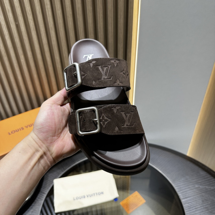 L&V sandal 221