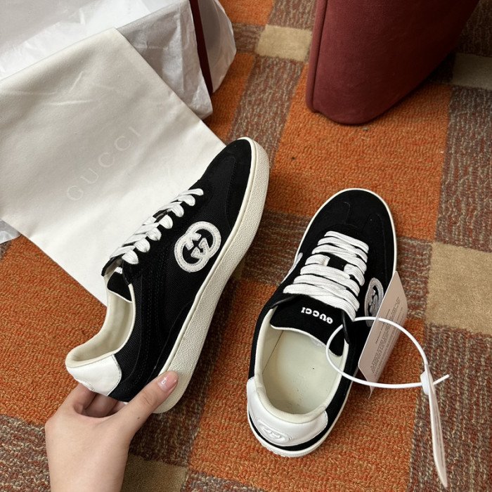 GUCC* SNEAKER GC135