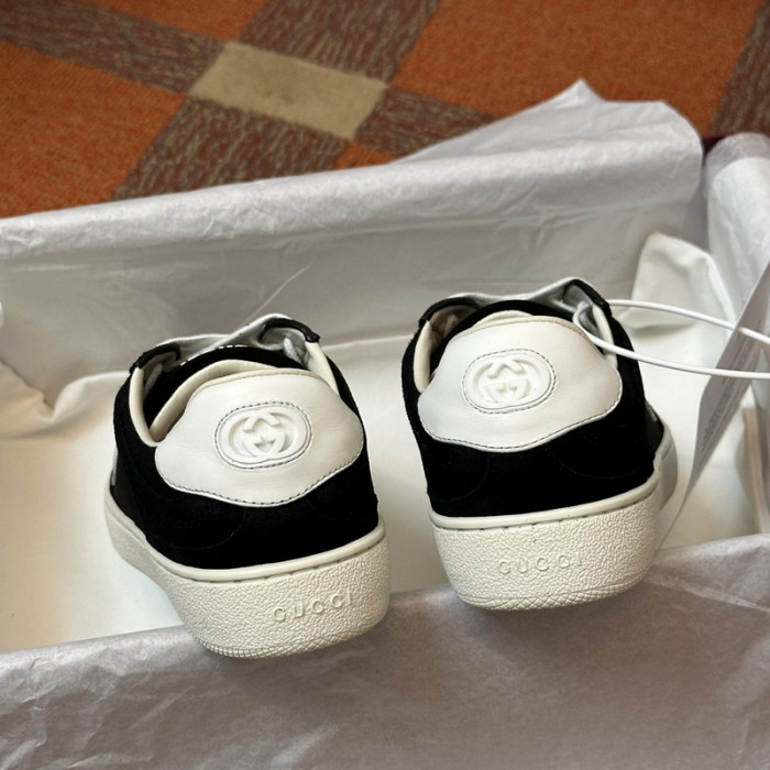 GUCC* SNEAKER GC135