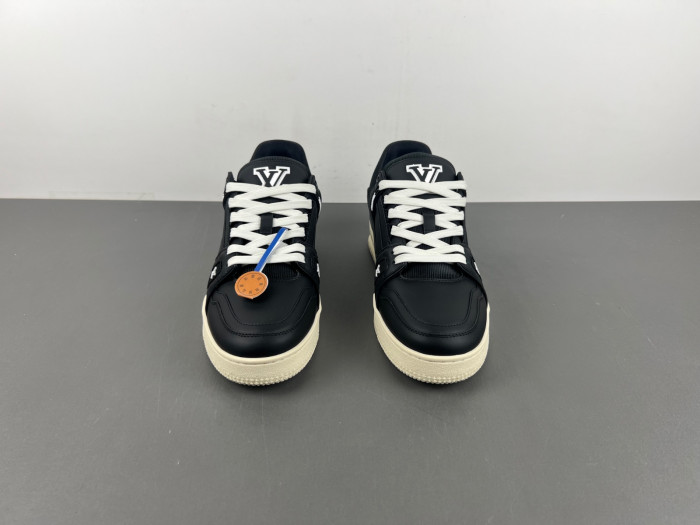 LV snekaers L0000534