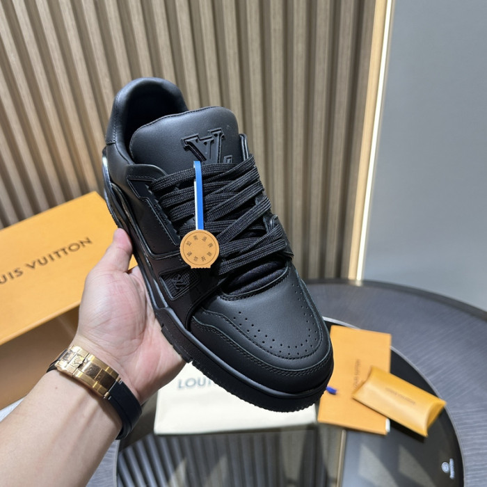 LV snekaers L0000489