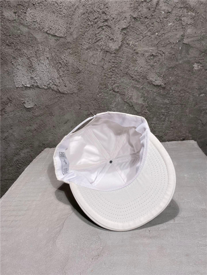 CEL1NE HAT
