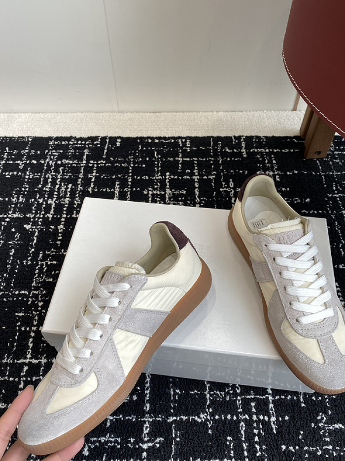 MAISON MARGIELA CALFSKIN S57WS0305