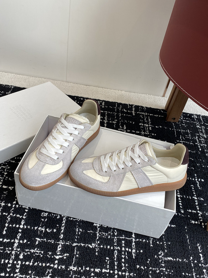 MAISON MARGIELA CALFSKIN S57WS0305