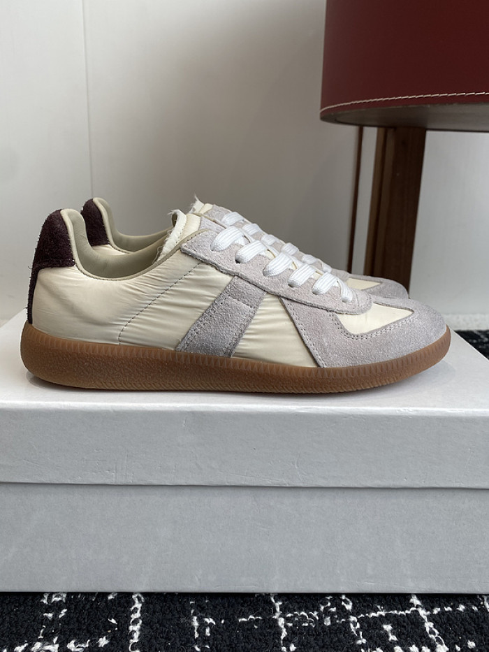 MAISON MARGIELA CALFSKIN S57WS0305