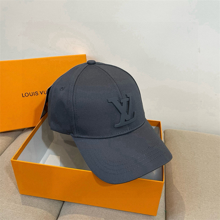 L&V HAT