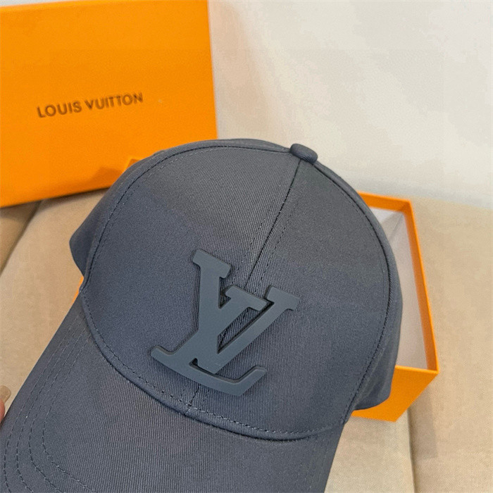 L&V HAT