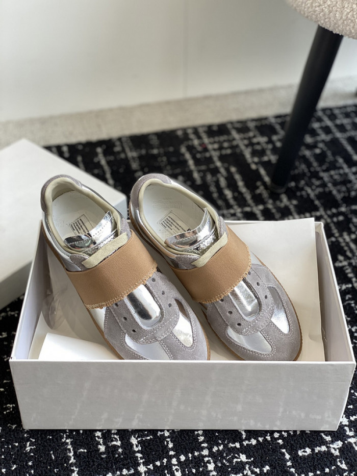 MAISON MARGIELA CALFSKIN S57WS0281