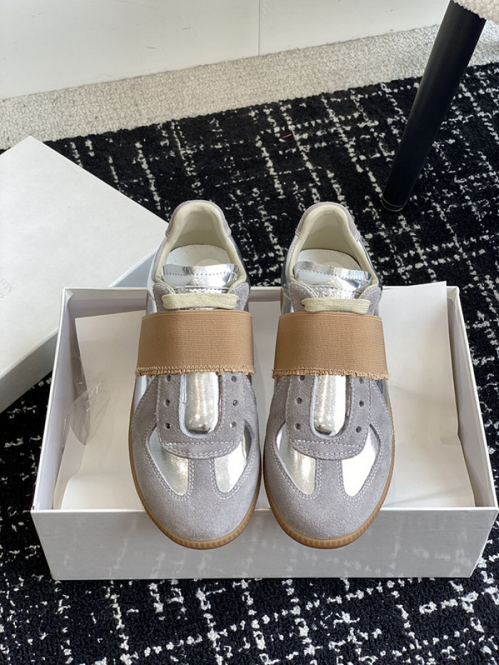 MAISON MARGIELA CALFSKIN S57WS0281