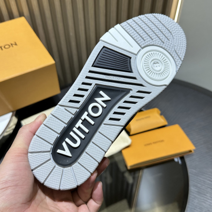 LV snekaers L0000541