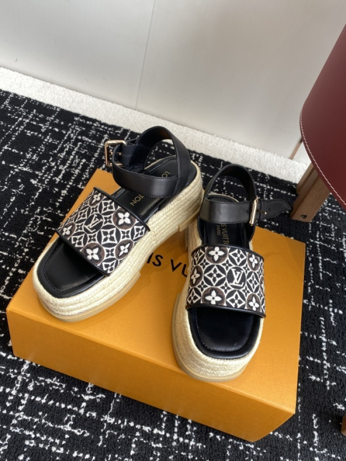 L&V sandal 234