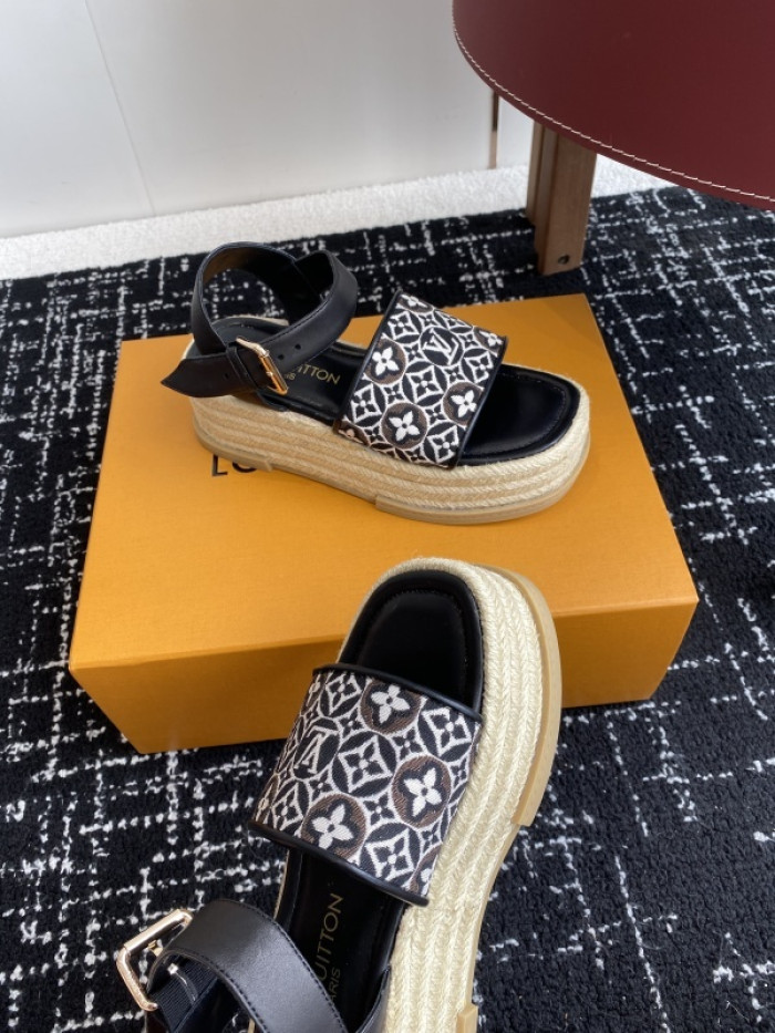 L&V sandal 234