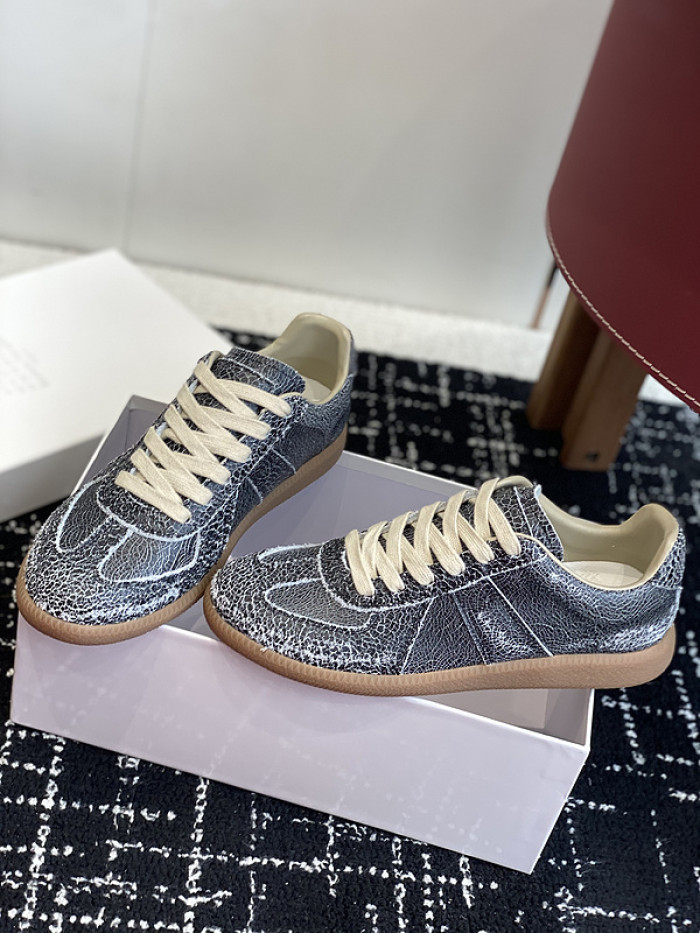MAISON MARGIELA CALFSKIN S57WS0316