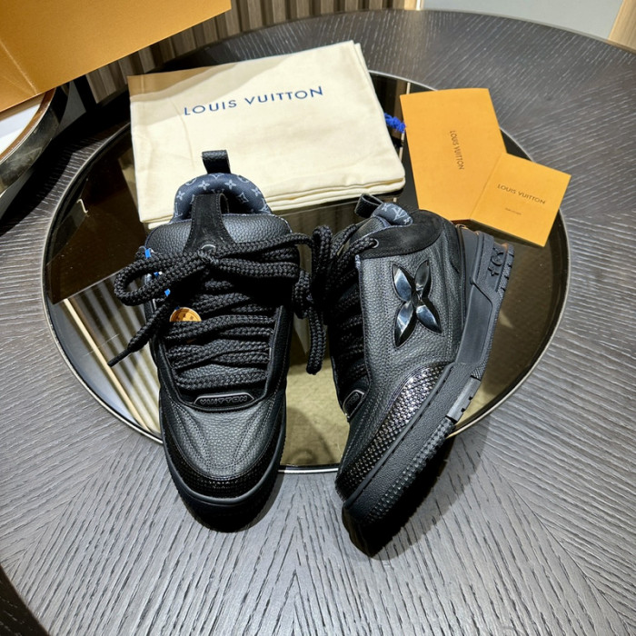 LV snekaers L0000482