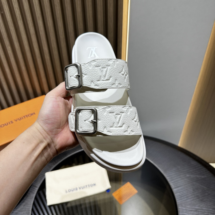 L&V sandal 217