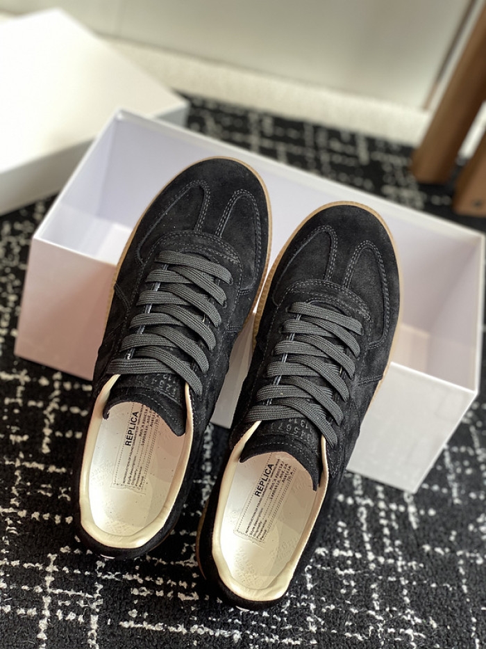 MAISON MARGIELA CALFSKIN S57WS0331