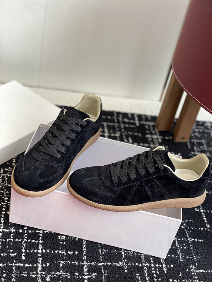 MAISON MARGIELA CALFSKIN S57WS0331