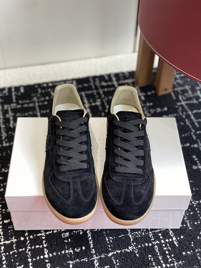 MAISON MARGIELA CALFSKIN S57WS0331