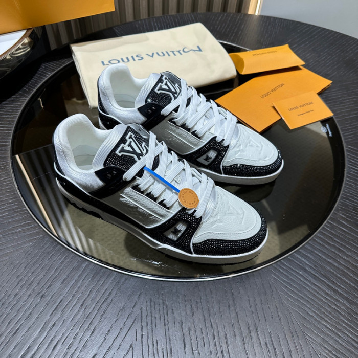 LV snekaers L0000524