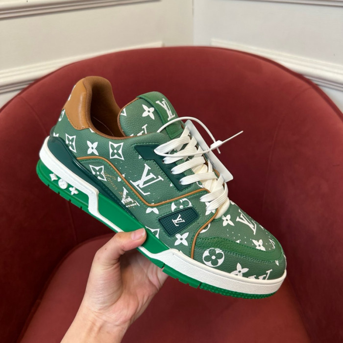 LV snekaers L0000503