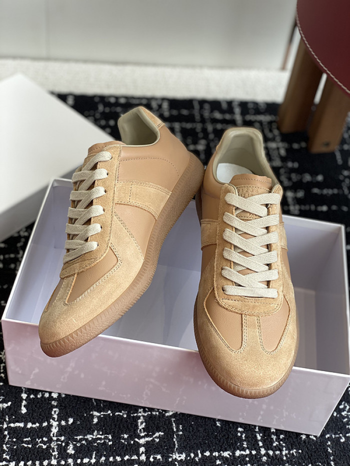 MAISON MARGIELA CALFSKIN S57WS0323