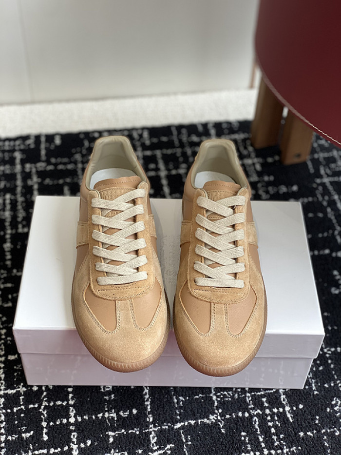 MAISON MARGIELA CALFSKIN S57WS0323
