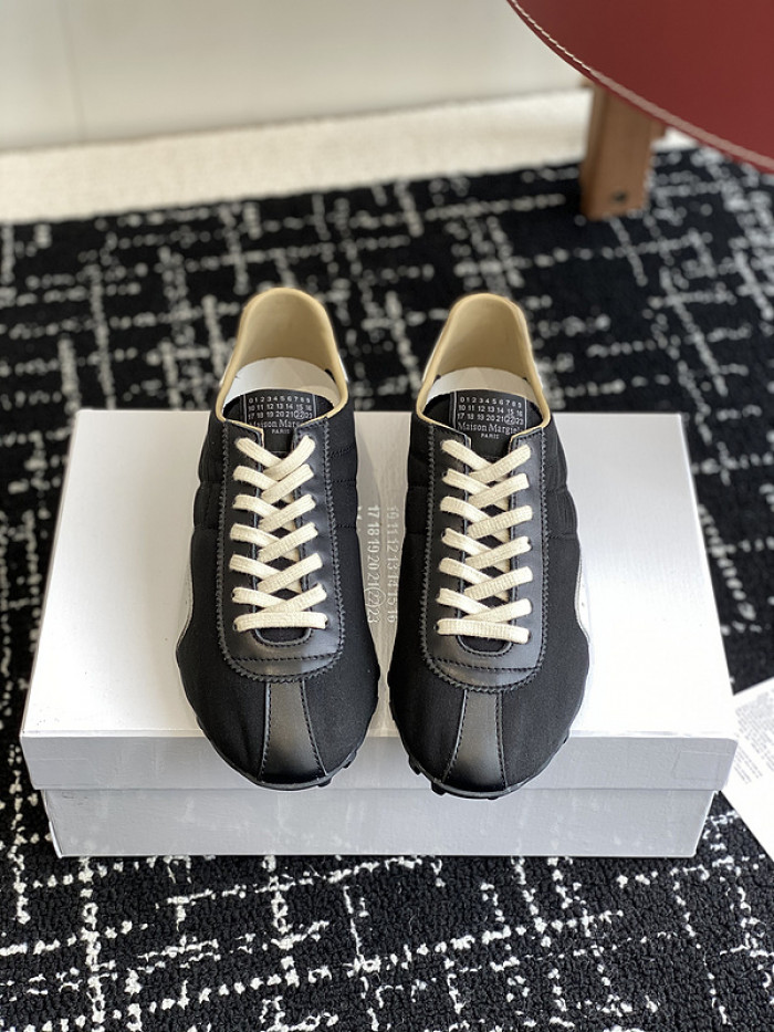 MAISON MARGIELA CALFSKIN S57WS0255