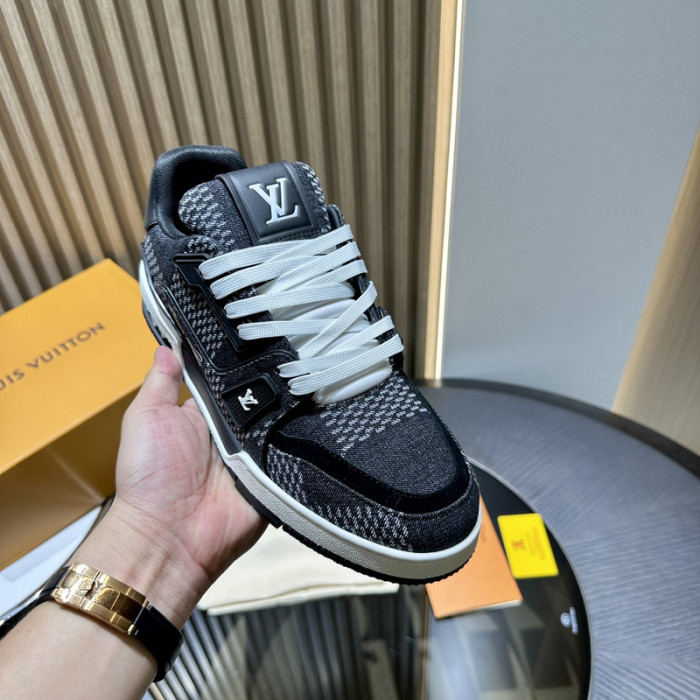 LV snekaers L0000438