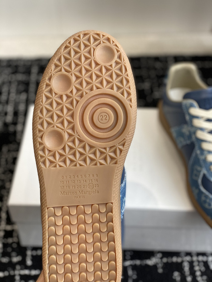 MAISON MARGIELA CALFSKIN S57WS0297