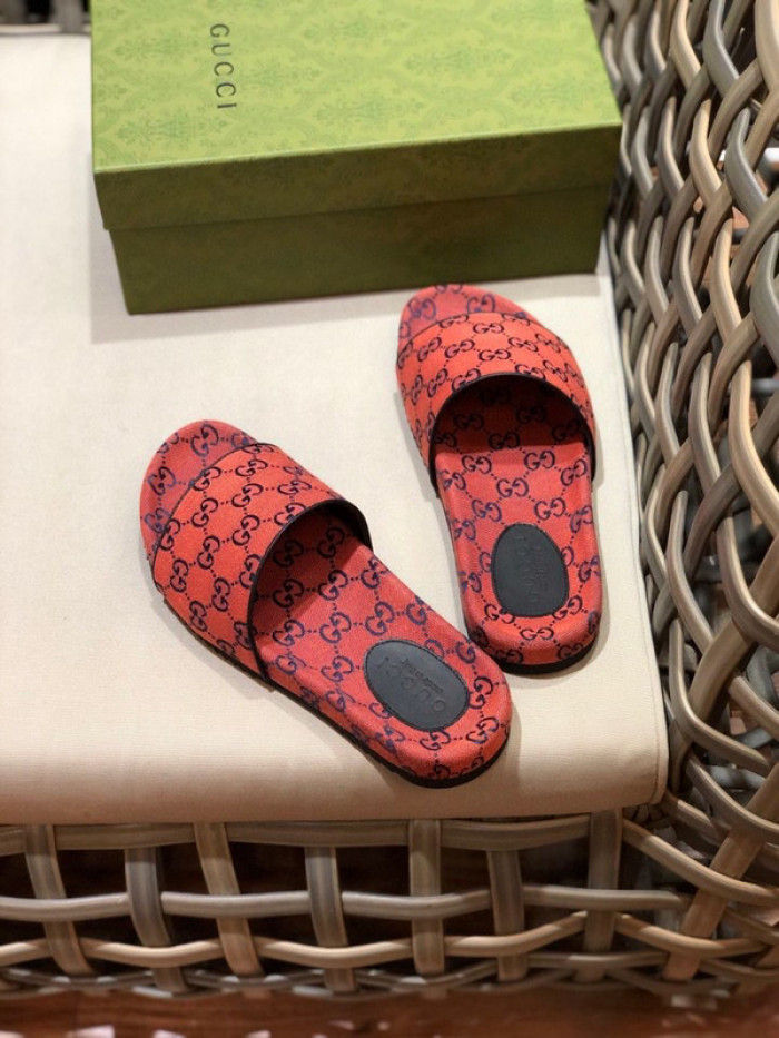 Gucc* Sandal140