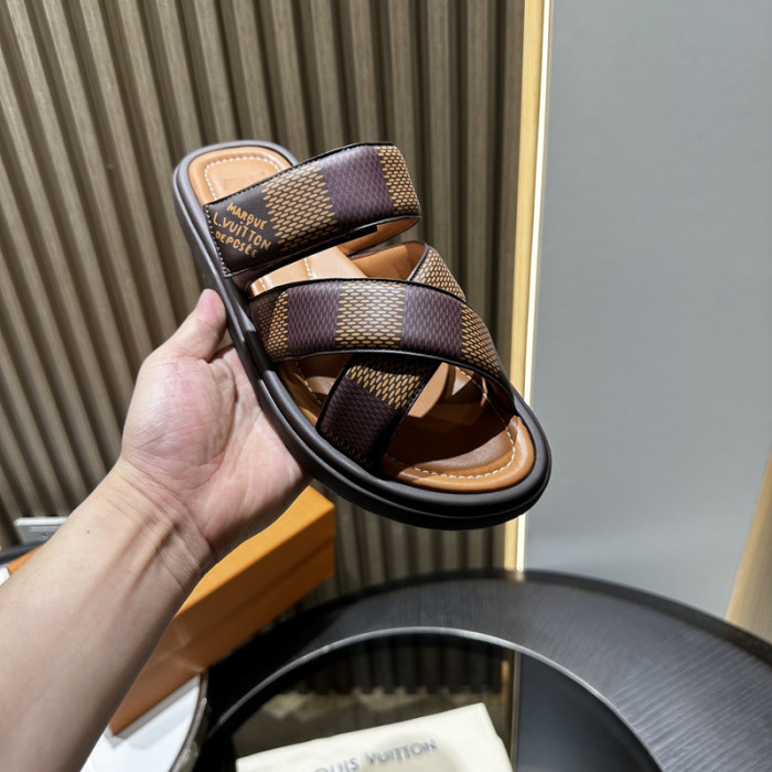 L&V sandal 215
