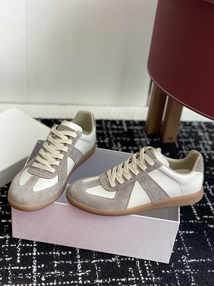 MAISON MARGIELA CALFSKIN S57WS0322