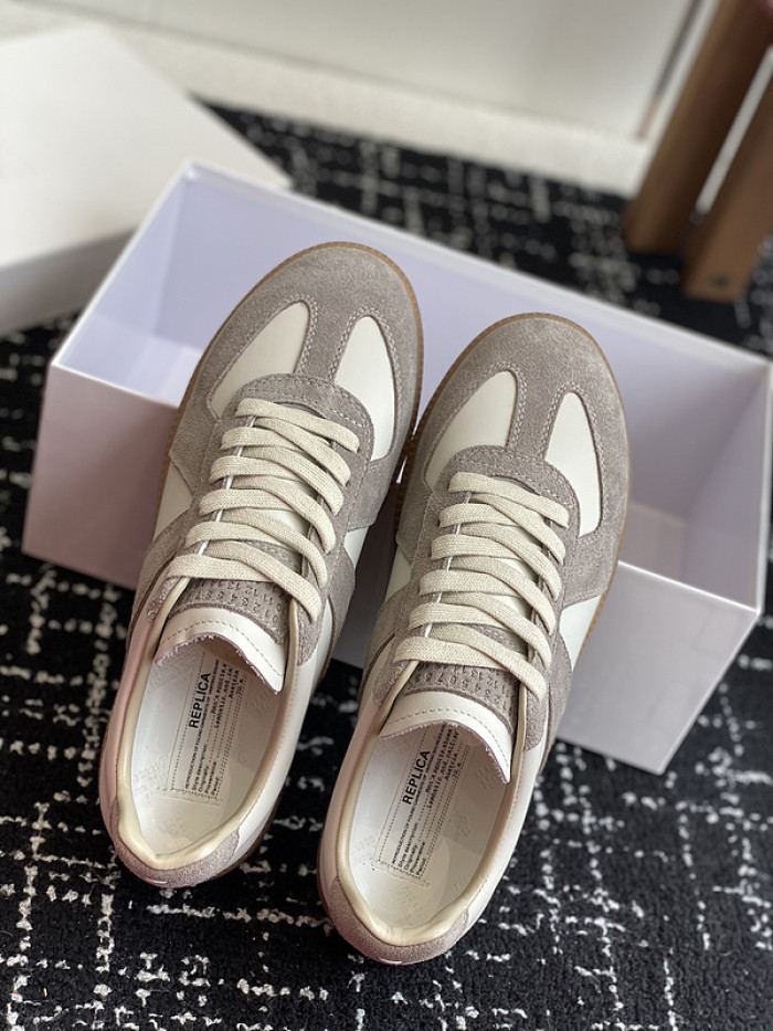 MAISON MARGIELA CALFSKIN S57WS0322