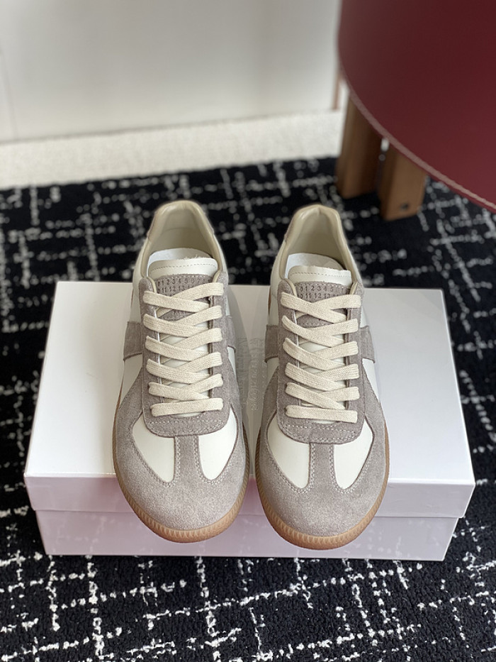 MAISON MARGIELA CALFSKIN S57WS0322