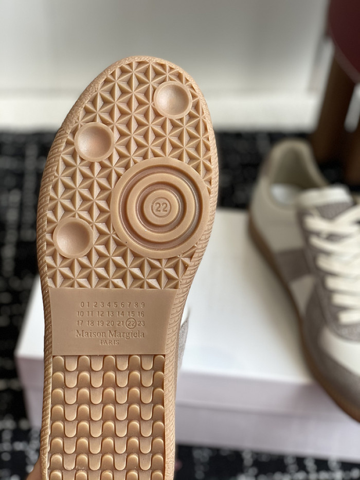 MAISON MARGIELA CALFSKIN S57WS0322