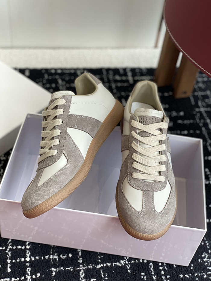 MAISON MARGIELA CALFSKIN S57WS0322