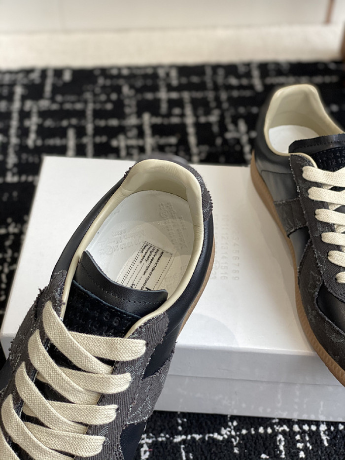MAISON MARGIELA CALFSKIN S57WS0296