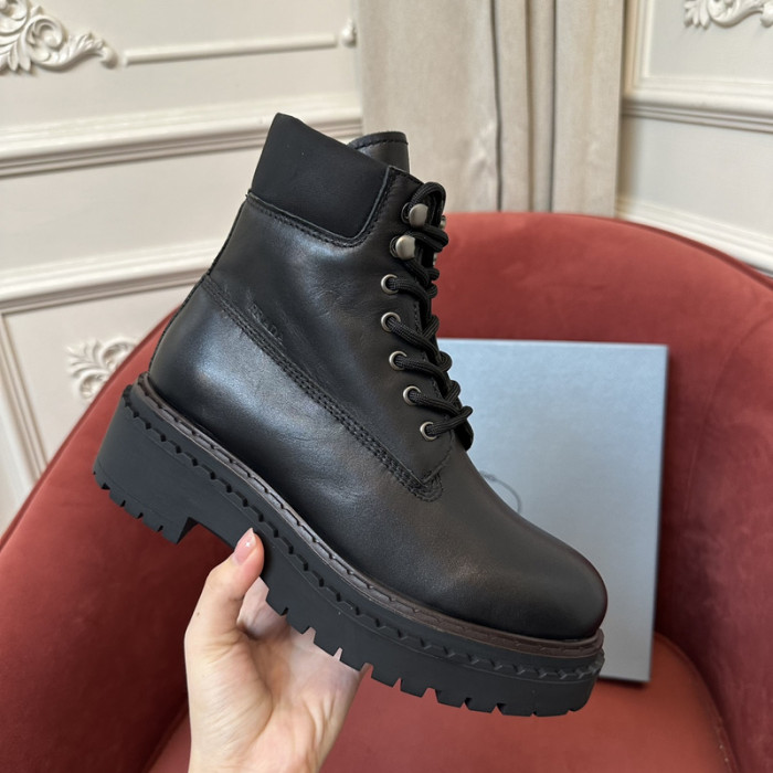 PRAD* boots P121