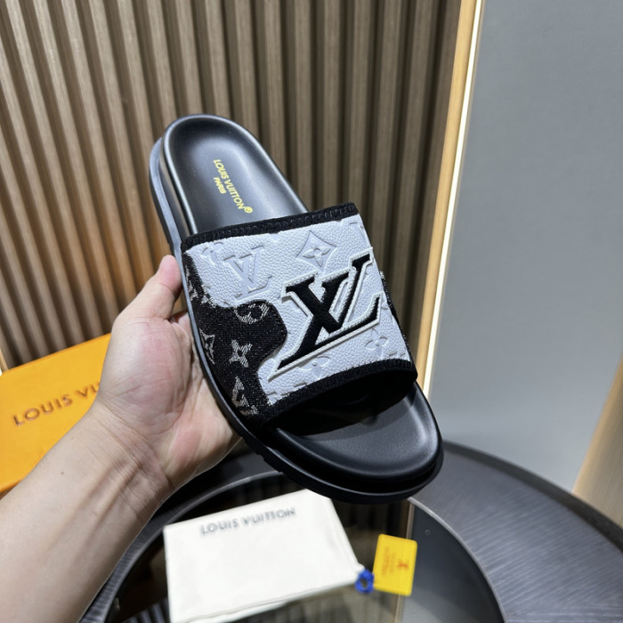 L&V sandal 169