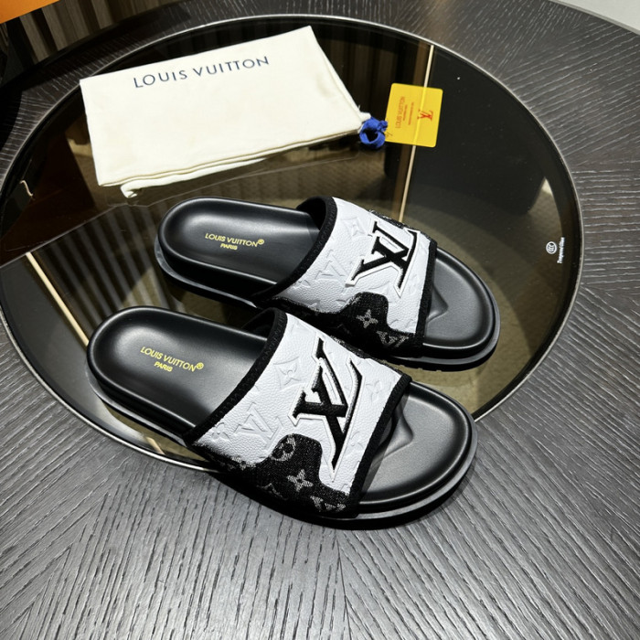 L&V sandal 169