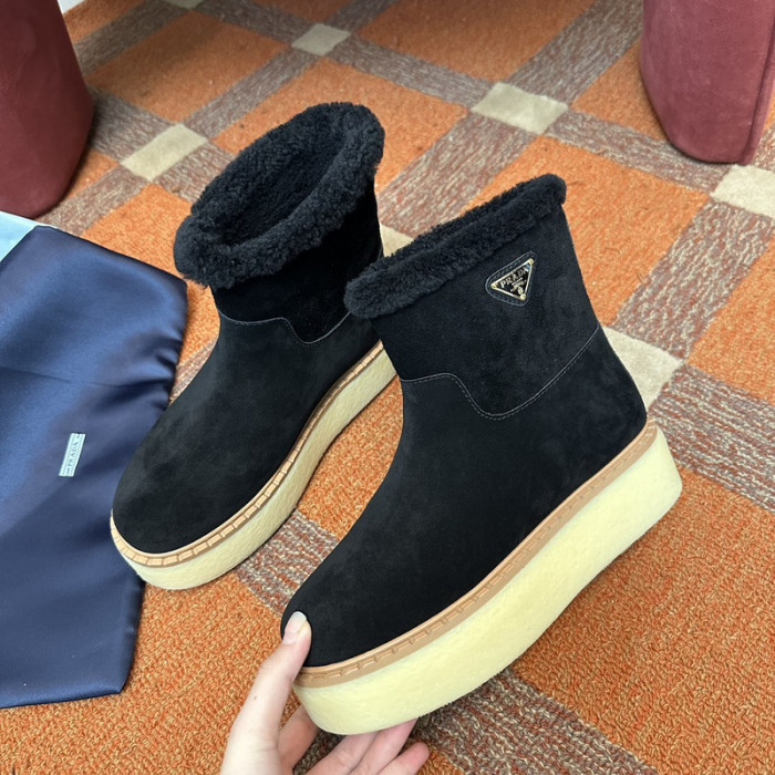 PRAD* boots P132