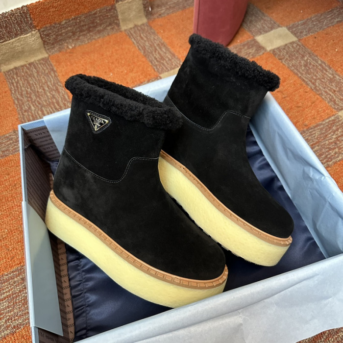 PRAD* boots P132