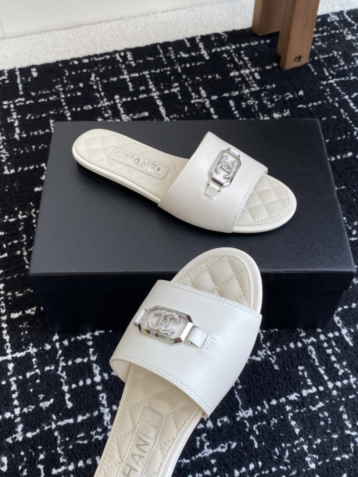 Chane* Sandal CS33