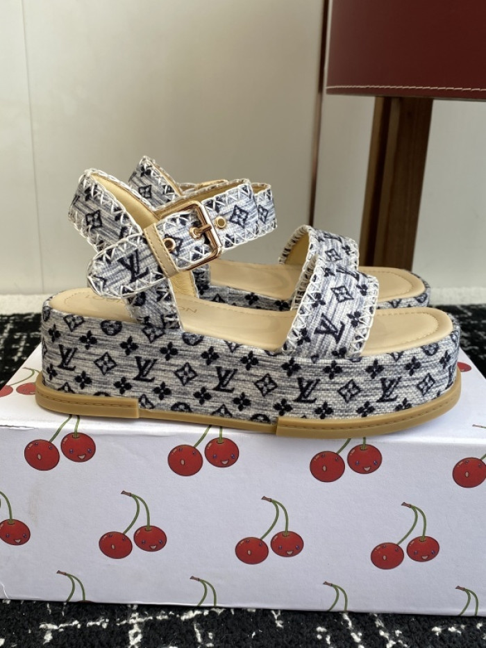 L&V sandal 228