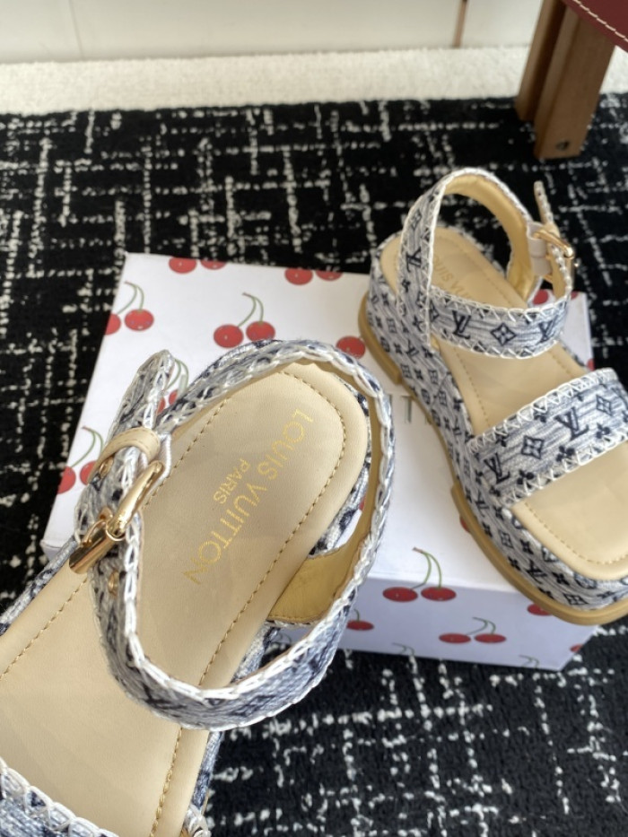 L&V sandal 228