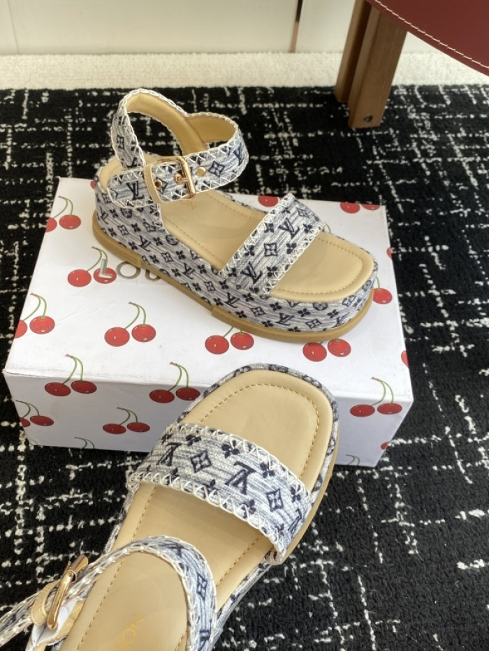 L&V sandal 228